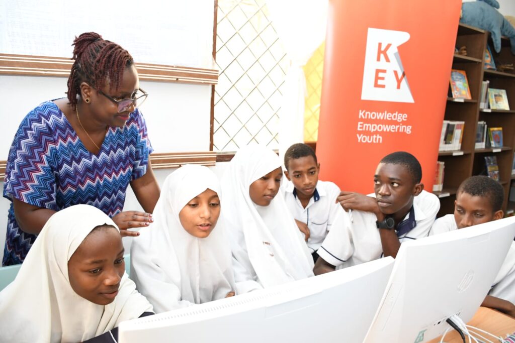 Wikipedia collaborates with Shela Village school to provide a digital library system for offline use